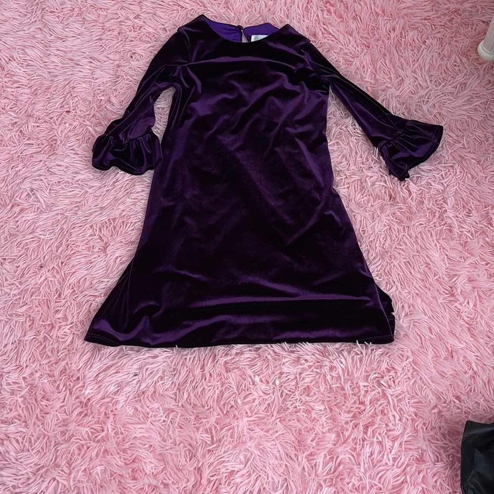 Which dress - Picture 4 of 4